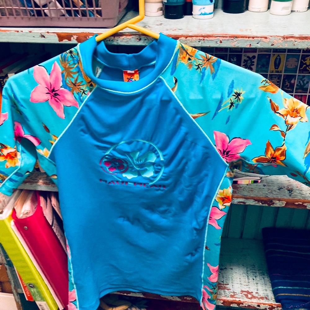Retro Hawaiian Floral Print Top